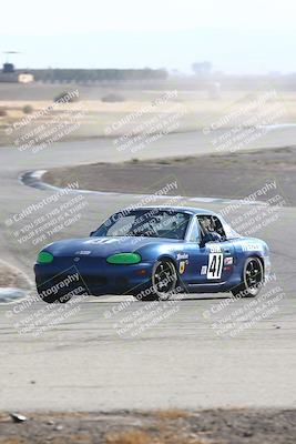 media/Nov-17-2024-CalClub SCCA (Sun) [[5252d9c58e]]/Group 4/Race (Off Ramp)/